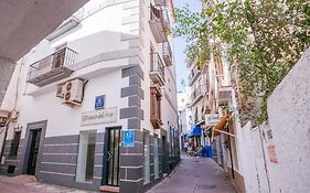 Apartamentos El Tranco del Mar